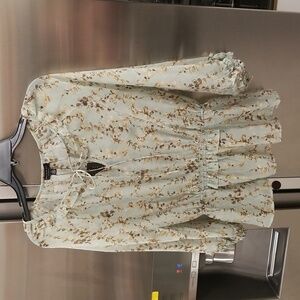 💕CURRENT AIR💕 Smocked Waist Split Neck Blouse ~ Sage Botanical Print S NWT